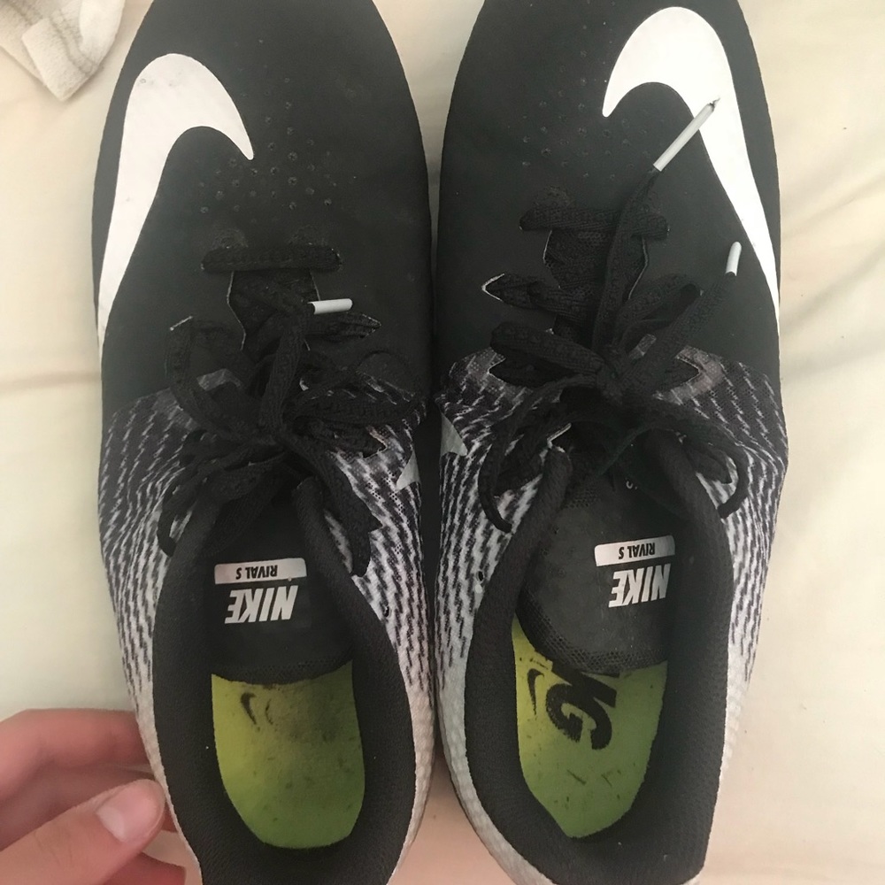 Track spikes